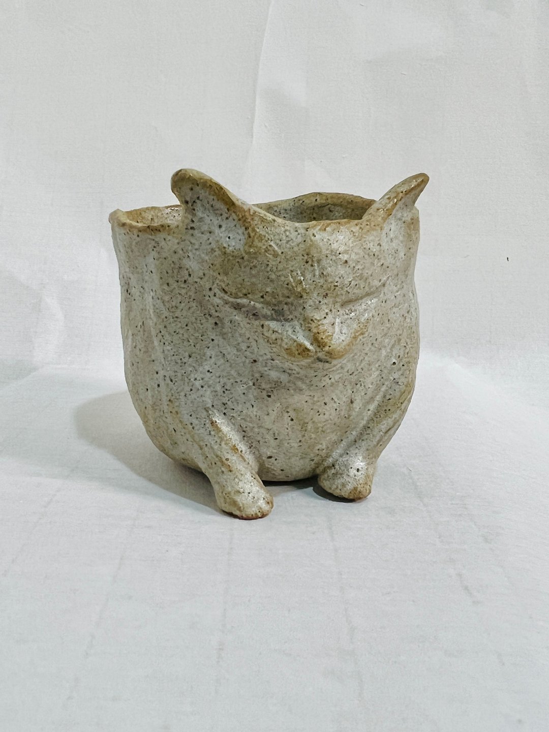 猫来了 手捏陶 8.2 x 6.8 x  7cm 容量 140ml - 玩偶/公仔 - 陶 