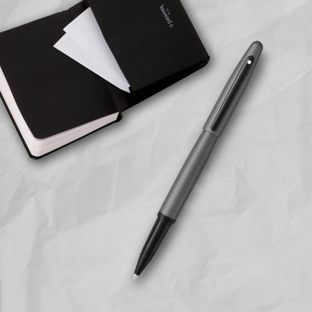 【SHEAFFER】VFM 系列雾黑钢珠笔+A6 笔记本礼盒 免费刻字 - 钢珠笔 - 其他金属 黑色