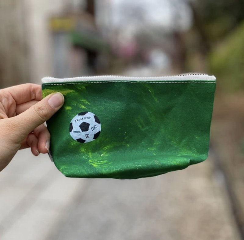 クリスマスギフトに　サッカーボール　まんまるコインケースとポーチのセット - 化妆包/杂物包 - 棉．麻 绿色