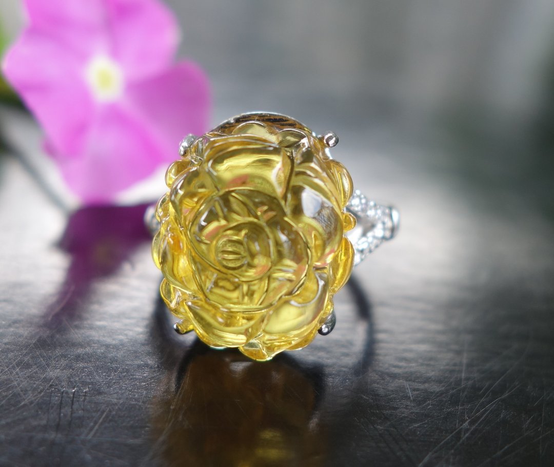琥珀 Amber金珀 净水金珀 戒指 3.89克 玫瑰花瓣 附证书 非二代 - 戒指 - 半宝石 金色