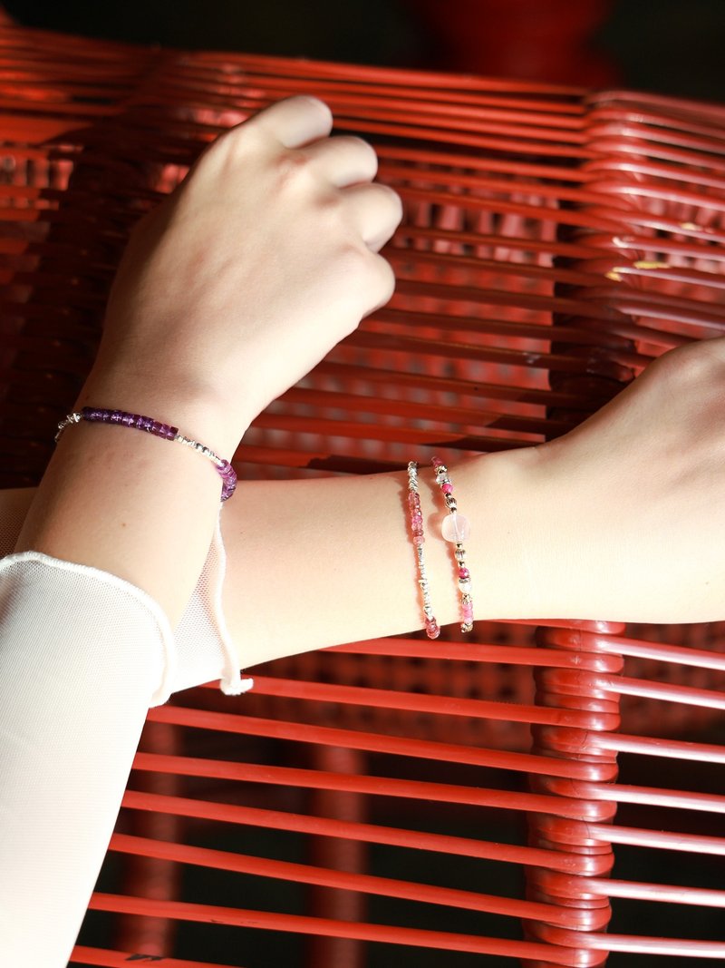 接骨木莓。红碧玺钻切 Red Tourmaline S925 纯银 时髦水晶手链 - 手链/手环 - 水晶 红色