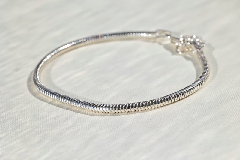 925纯银 蛇链 纯银手链 - 手链/手环 - 纯银 银色