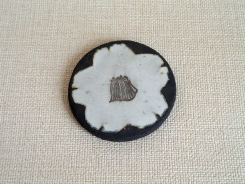 小盘银斋椿a - 浅碟/小碟子 - 陶 白色