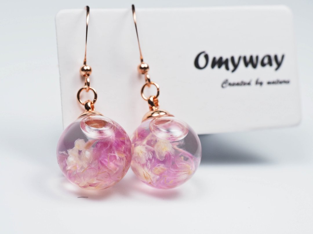 爱家作-OMYWAY日本紫色小菊花浮游玻璃球玫瑰金色耳环耳夹1.4cm - 颈链 - 玻璃 白色