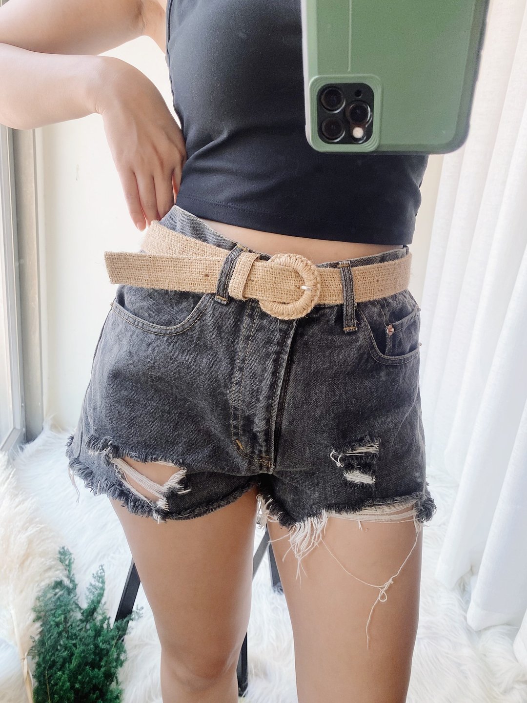 率性浅灰性格破坏抽须休闲少女 经典丹宁牛仔短裤 pants vintage - 女装短裤 - 棉 灰色