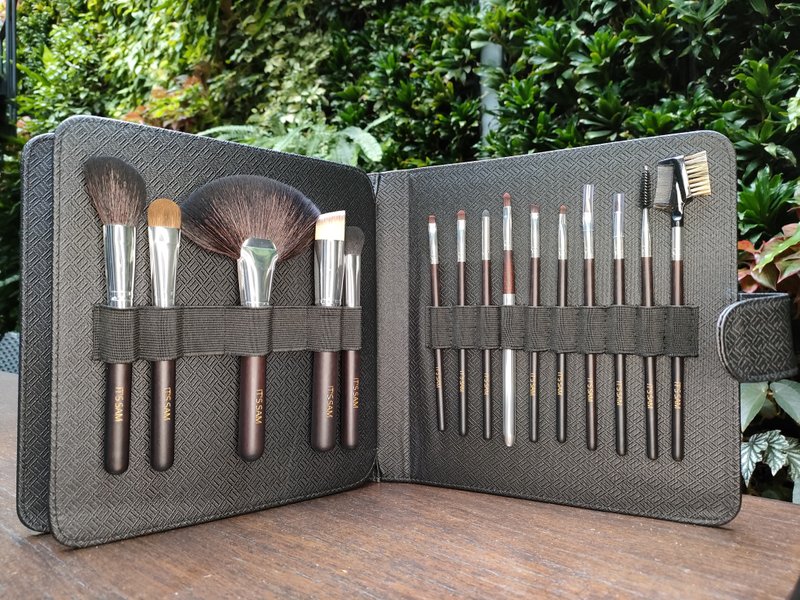 IT'S SAM彩妆大师专业刷具30入组—专业彩妆师监制 - 彩妆刷具/镜子/梳子 - 其他人造纤维 白色