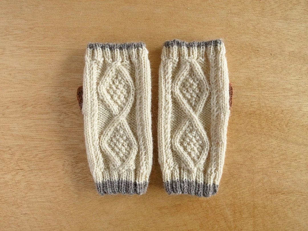 Diamond Pattern Fingerless Mittens Vanilla x Brick - 帽子 - 羊毛 白色