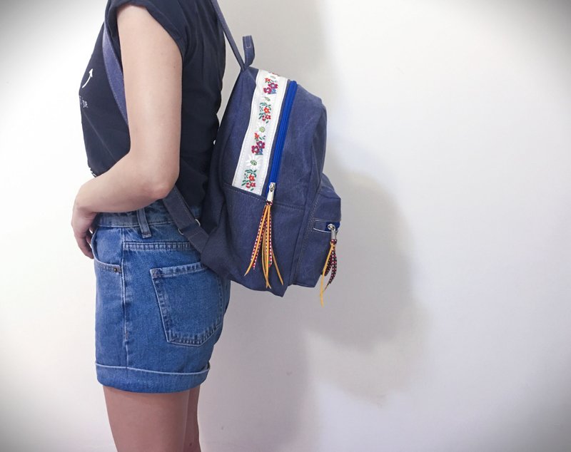 厚片mini背包刺绣织带素面款---水洗牛仔蓝 - 后背包/双肩包 - 棉．麻 蓝色