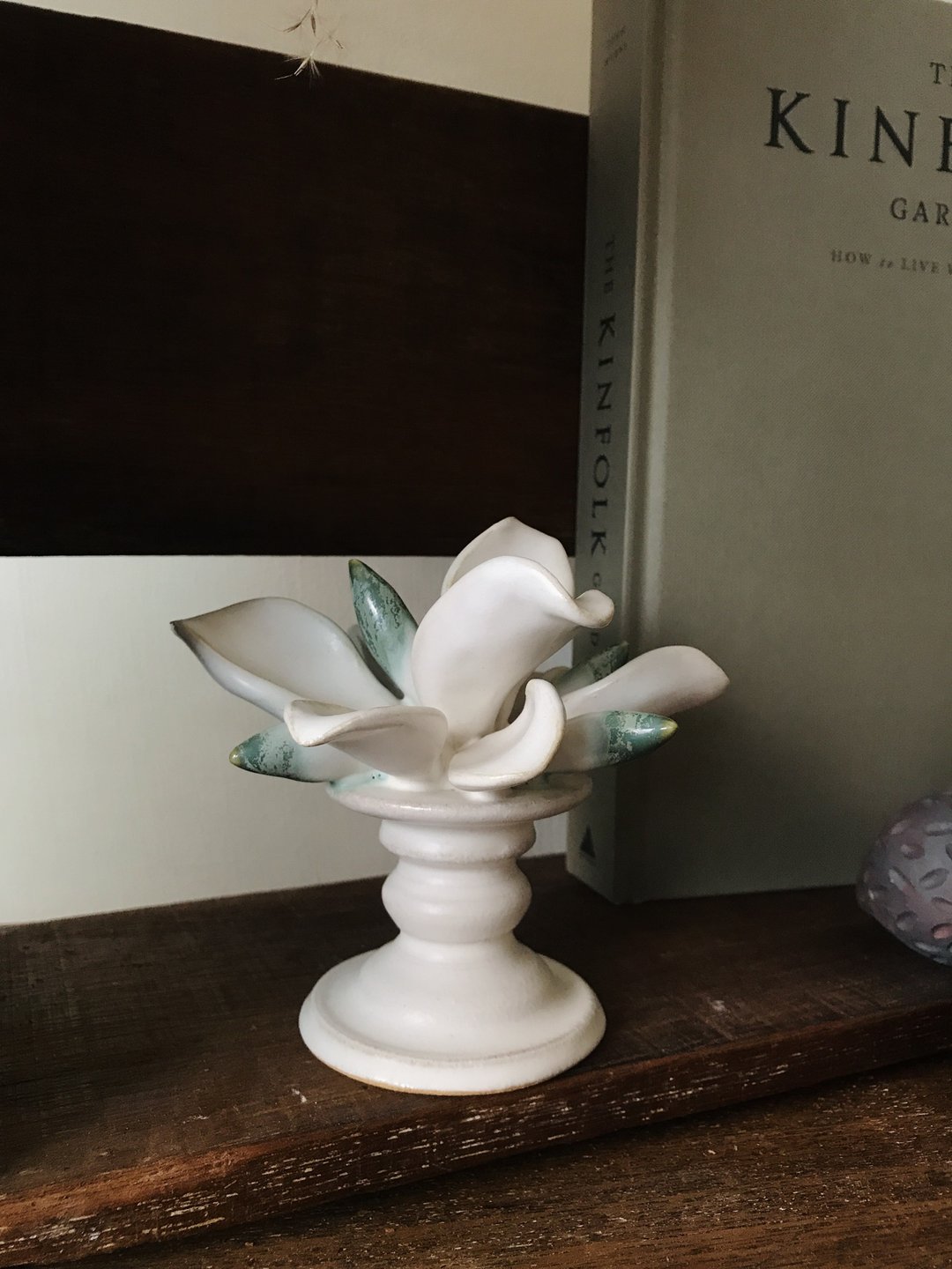 Déjà vu Ceramics 抽象花卉陶瓷摆件 - 摆饰 - 陶 白色