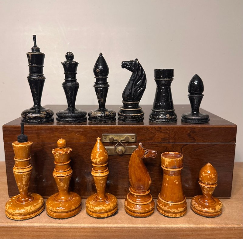 罕见的俄罗斯苏联国际象棋套装，Smyov，1920 年代或 1930 年代 - 桌游/玩具 - 木头 黑色