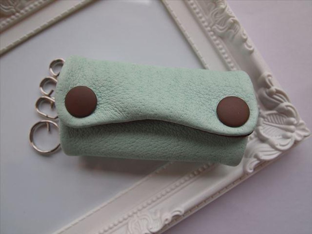 [Light blue green x dark brown] Pig leather soft key case [Made to order] - 钥匙链/钥匙包 - 真皮 绿色