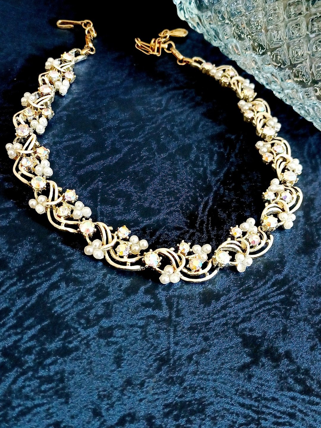 vintage jewelry CORO 经典华丽莱茵珍珠交错白珐琅 项链 - 项链 - 其他金属 