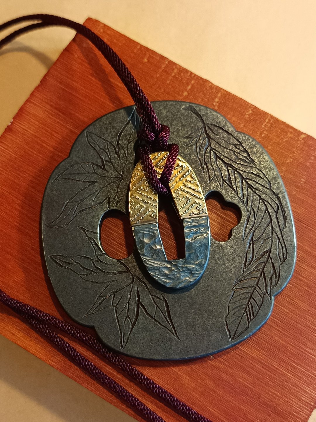 切羽项链 卍字崩纹 一线之隔款 日本刀装具饰品 - 项链 - 铜/黄铜 
