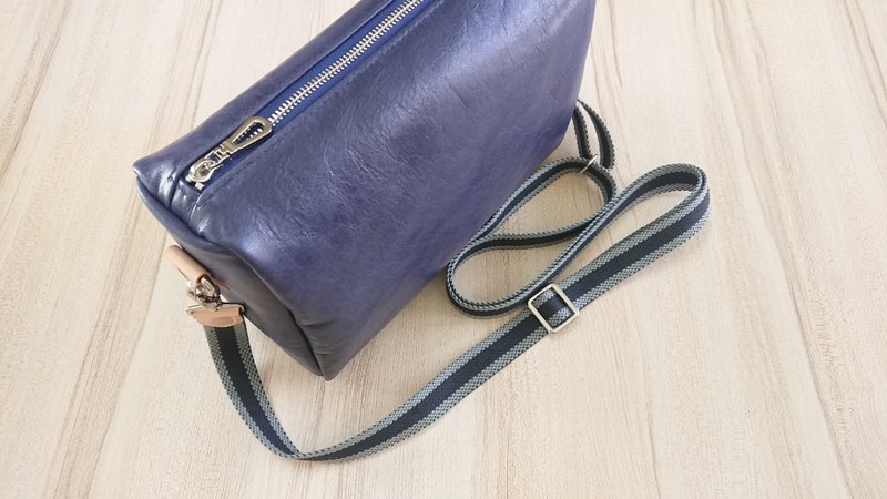 斜背包 肩背包 真皮斜背肩背包 - 侧背包/斜挎包 - 真皮 