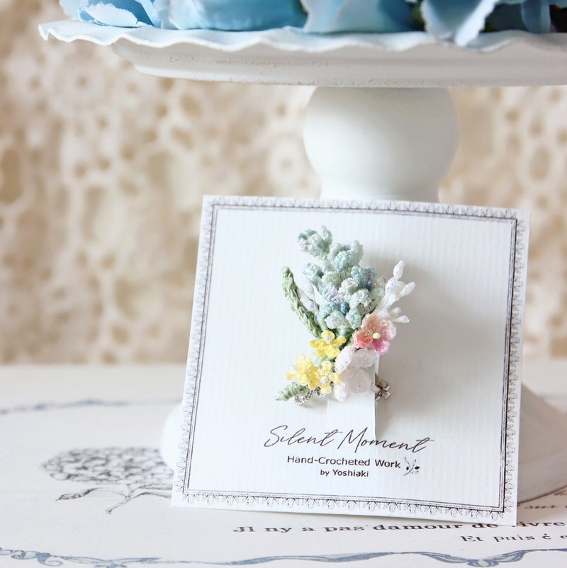 风信子蕾丝花耳夹 有/无耳洞OK 细工编织 柔闪绣线 日本耳夹 - 耳环/耳夹 - 绣线 蓝色