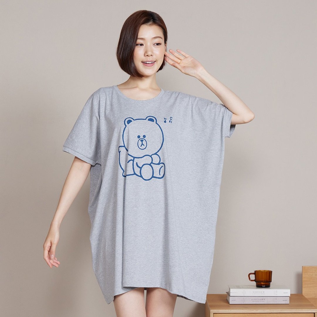 LINE FRIENDS | 熊大网印大T上衣-迷雾灰 - 女装 T 恤 - 棉 灰色