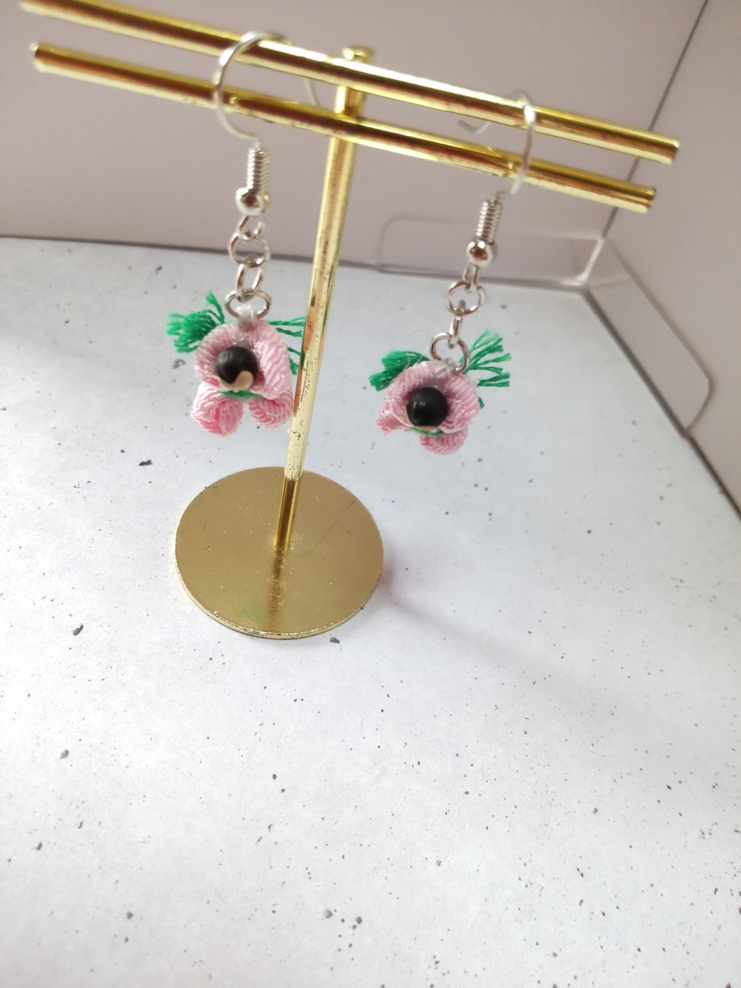 Sarubobo Earrings Pink - 耳环/耳夹 - 其他人造纤维 粉红色
