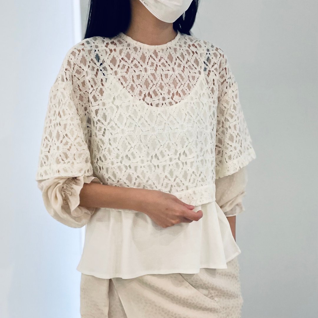 两层袖蕾丝短上衣 - 女装上衣 - 其他材质 白色