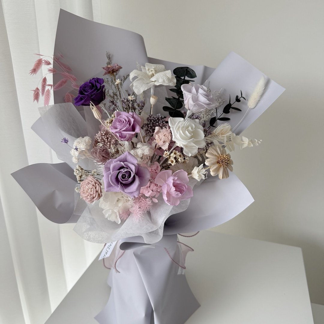 SEE 看见花艺设计 | 永生花 | 玫瑰 |紫梦微光玫瑰扩香花束 - 干燥花/捧花 - 植物．花 