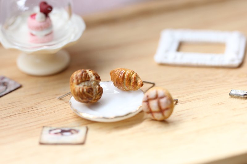 袖珍经典面包耳环套组 Miniature Classic Bread Earring Set - 耳环/耳夹 - 粘土 橘色