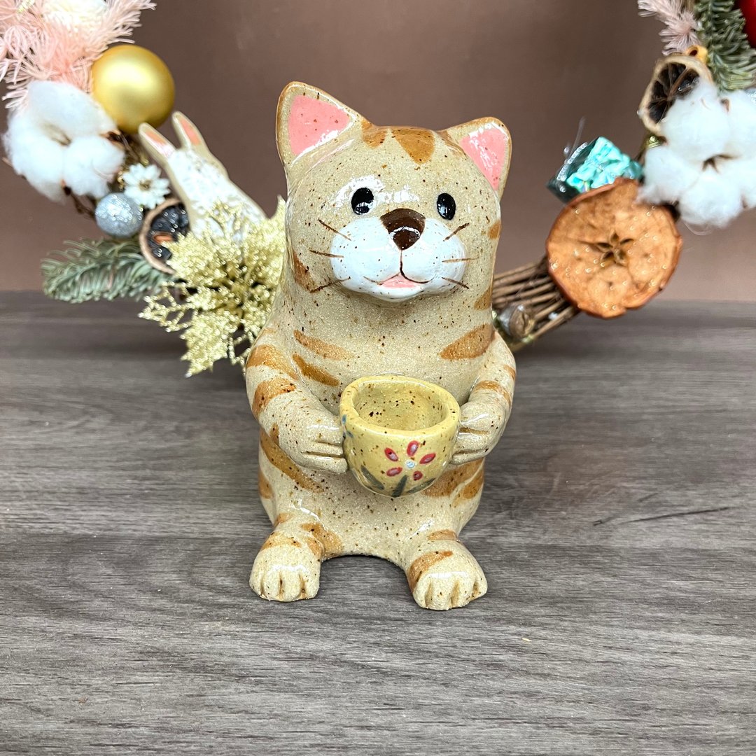A Lu 猫咪陶花器/礼物/手作手绘 采美国进口陶土 原创仅此一件 - 花瓶/陶器 - 陶 多色