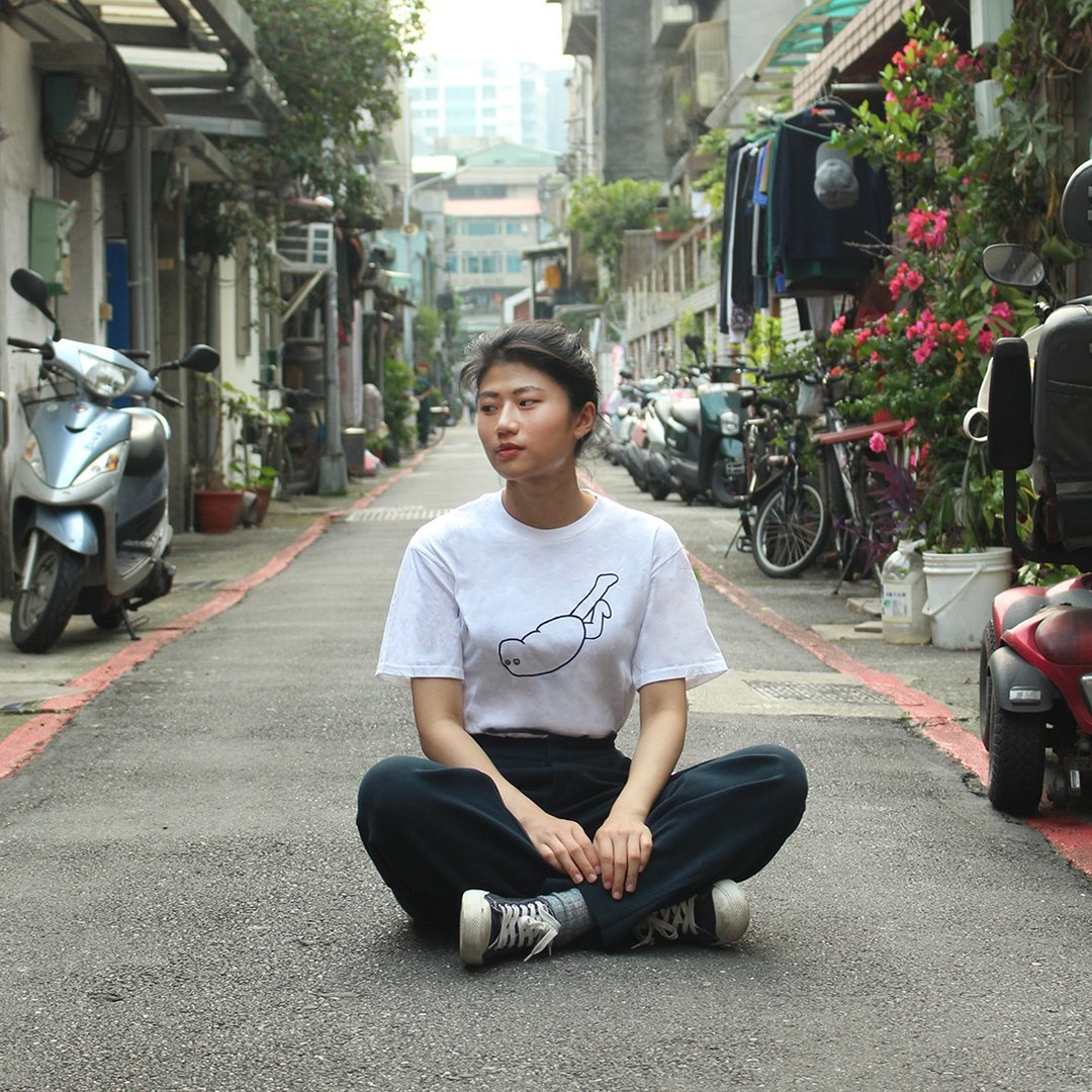 TING5_懒懒的人_短袖上衣 - 中性连帽卫衣/T 恤 - 棉 白色