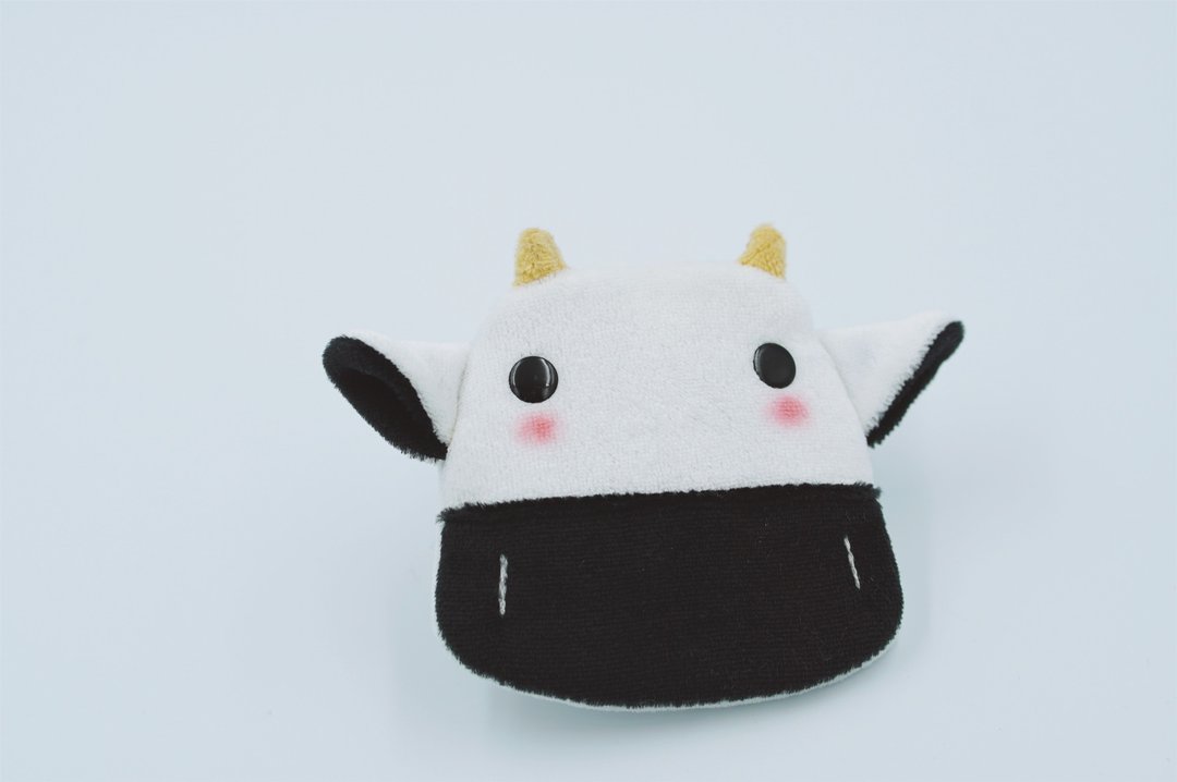 Bucute鲁仔牛护身符.御守套.平安符袋/宝宝专用/手工制作/弥月礼物 - 满月礼盒 - 聚酯纤维 白色
