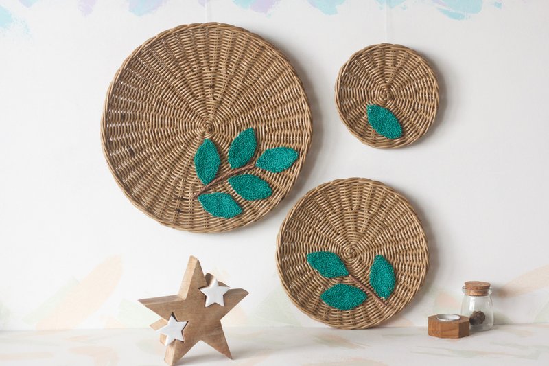Set of 3 round wall hanging plates with punch needle plants decor - 墙贴/壁贴 - 纸 咖啡色
