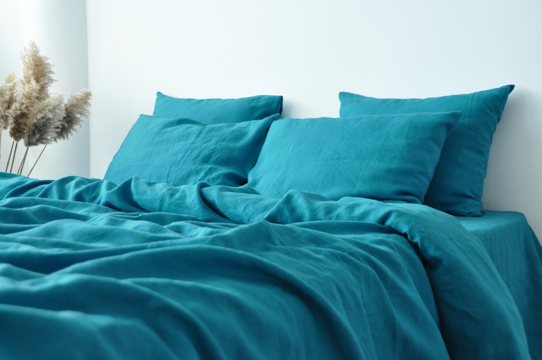 Sea wave linen pillowcase / Blue pillow cover / Euro, American, Taiwan size - 寝具 - 亚麻 蓝色