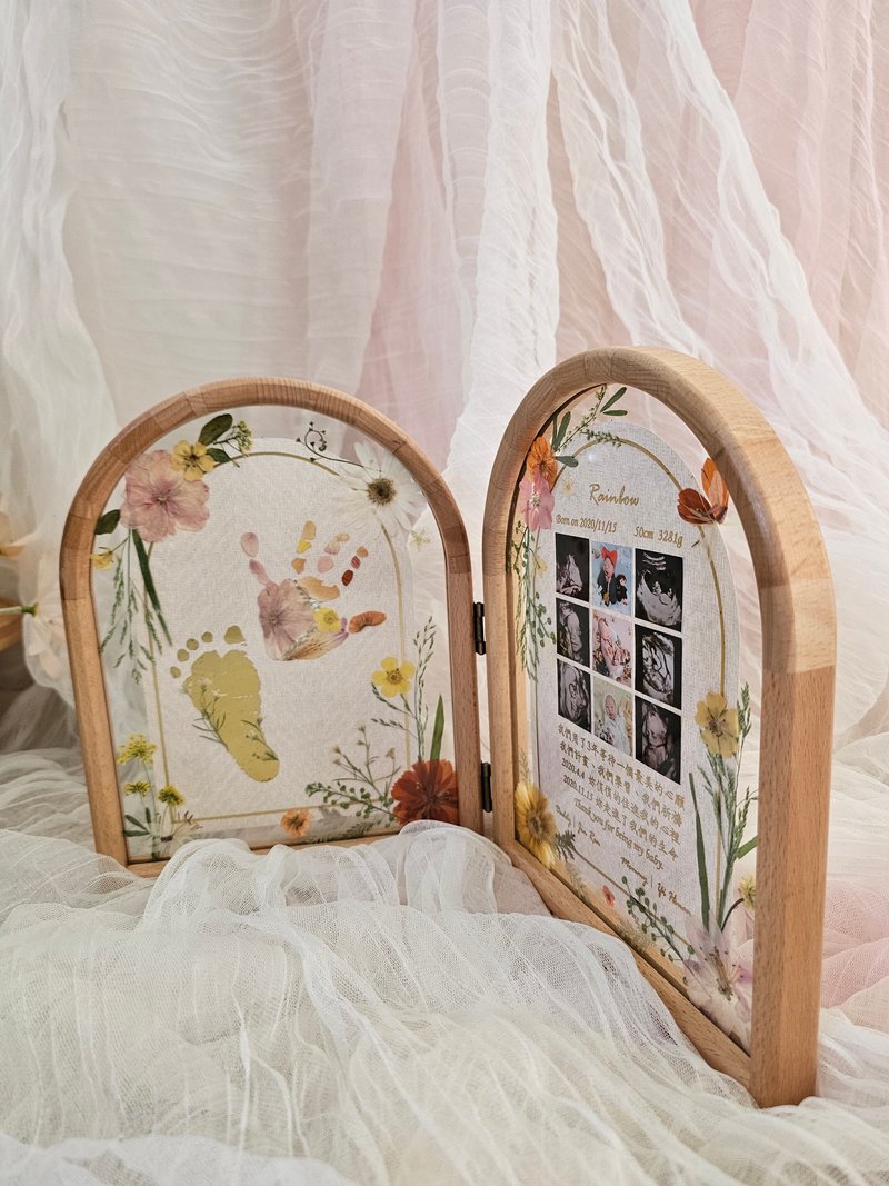 【手足押花】烫金宝宝纪念框 | 弥月礼 | 独家榉木框 - 干燥花/捧花 - 植物．花 