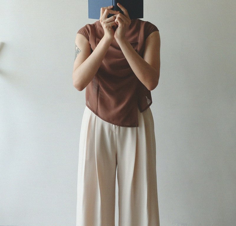 细语柔褶长裤 // 象牙 - 女装长裤 - 聚酯纤维 白色