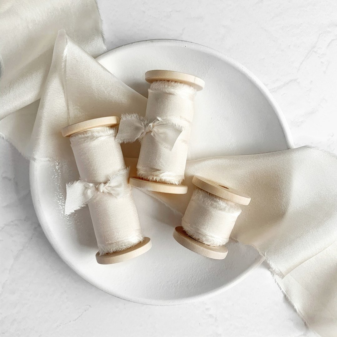 Ivory Silk Ribbon / Hand Dyed Silk ribbon on Wood Spool - 包装材料 - 丝．绢 白色