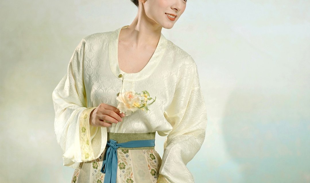 【缠枝花】新中式复古/通勤垂领衫 - 女装上衣 - 其他材质 黄色
