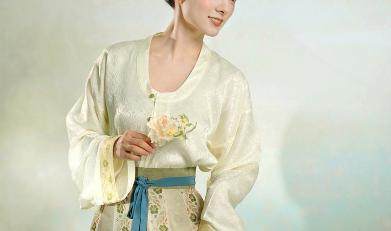 【缠枝花】新中式复古/通勤垂领衫 - 女装上衣 - 其他材质 黄色