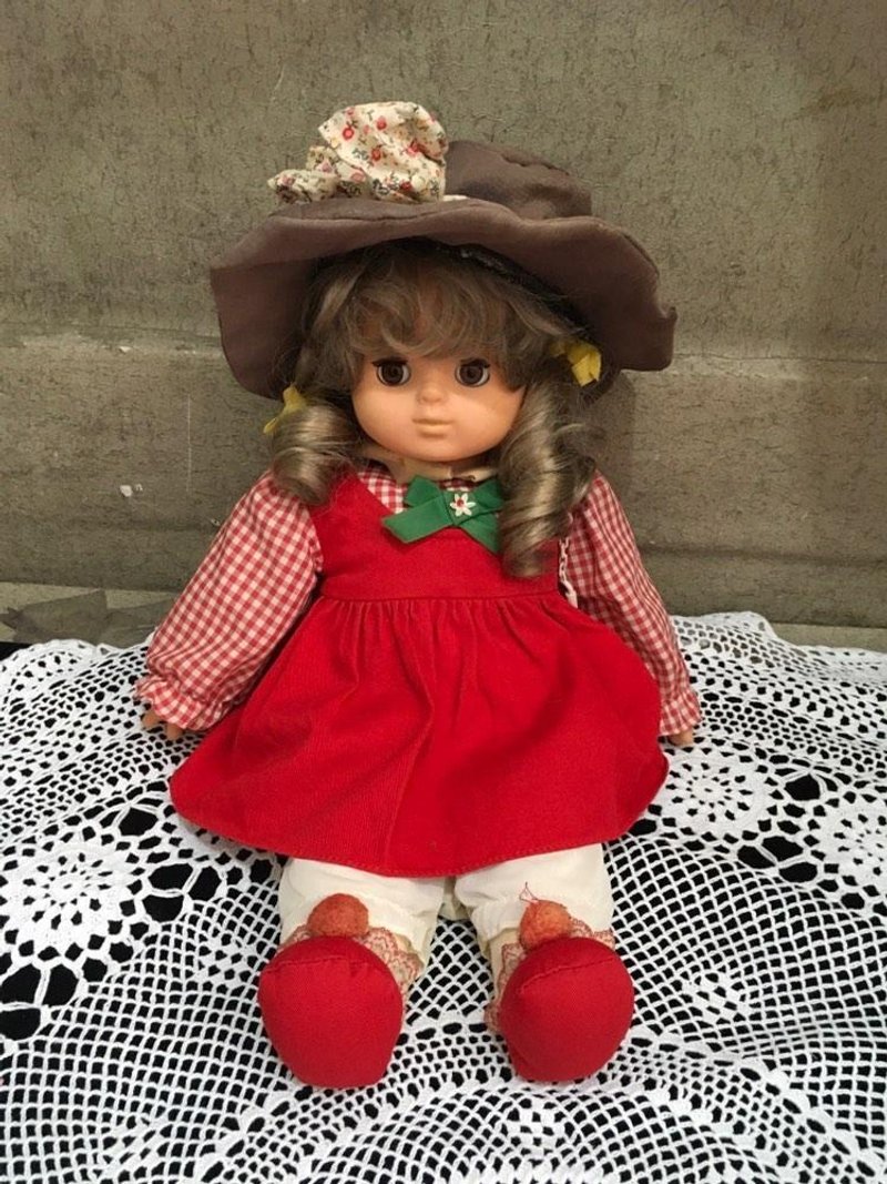 料质Fabric 古董部 古董娃娃 古董洋娃娃 - 玩偶/公仔 - 其他材质 红色