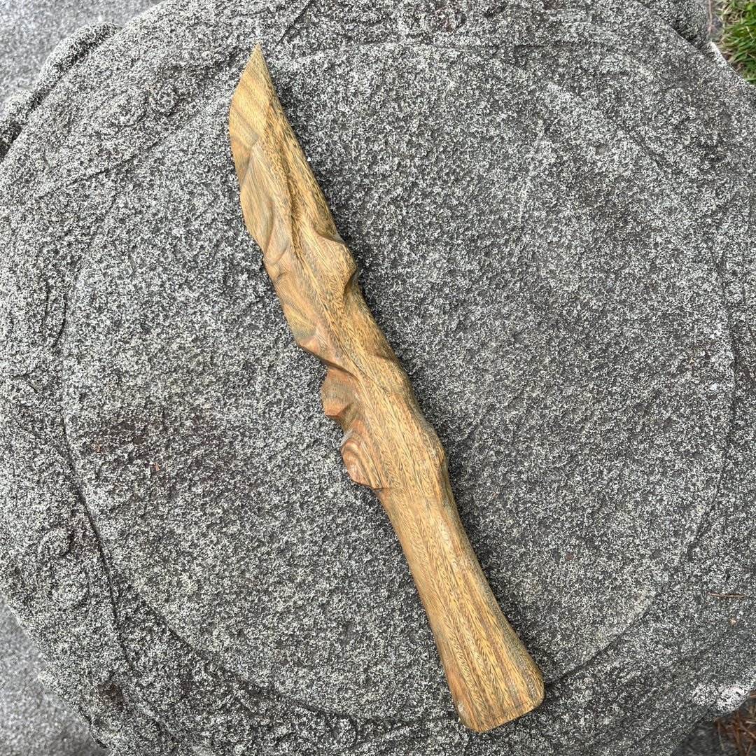 我贩剑　妖刀　若昧　绿檀收藏艺品　匕首　木刀　小刀　魔剑纸镇 - 摆饰 - 木头 绿色