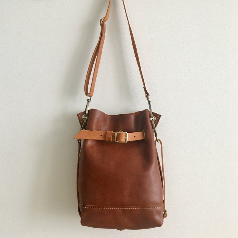 GENUINE LEATHER BACKPACK / SLING BAG - 后背包/双肩包 - 真皮 咖啡色