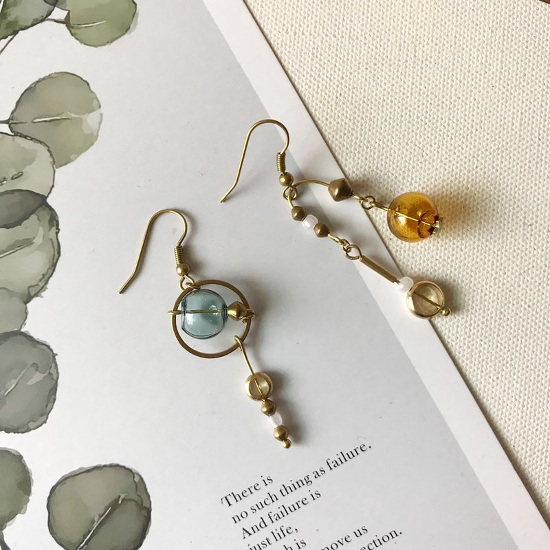 异国泡泡_黄铜耳环_墨绿与橙(可改夹) - 耳环/耳夹 - 玻璃 橘色