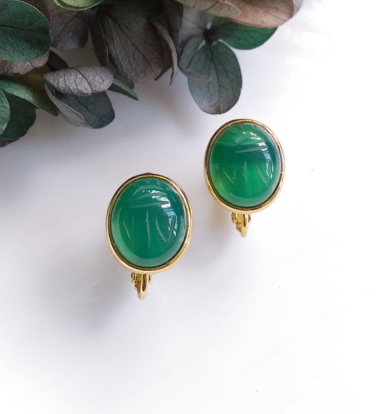 圣甲虫系列 小巧 绿石 夹式耳环。西洋古董饰品 - 耳环/耳夹 - 其他金属 金色