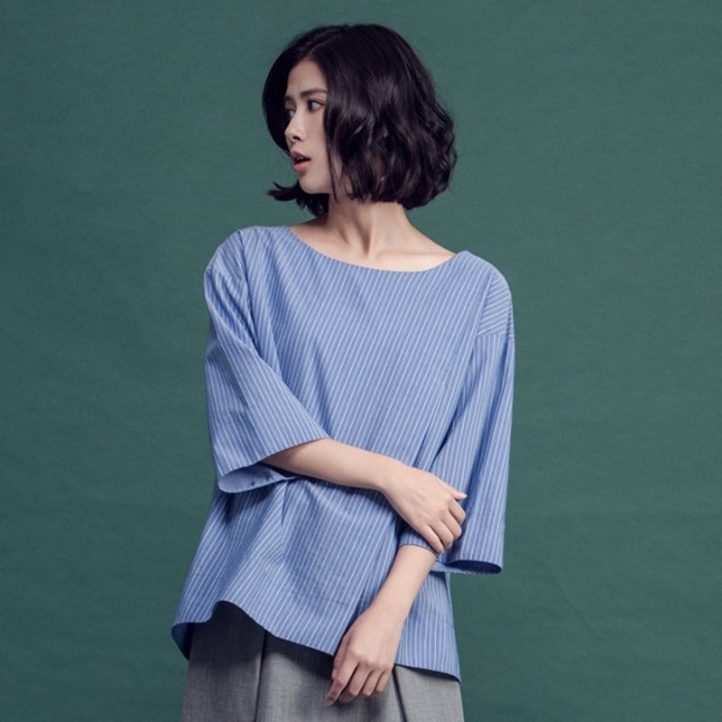 斜风细雨造型七分袖上衣-水雾蓝 - 女装上衣 - 棉．麻 蓝色