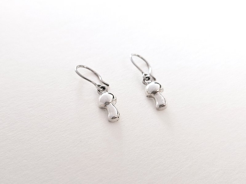 小蘑菇耳环 | 蘑菇森林系列 925 银 勾式 - 耳环/耳夹 - 纯银 银色