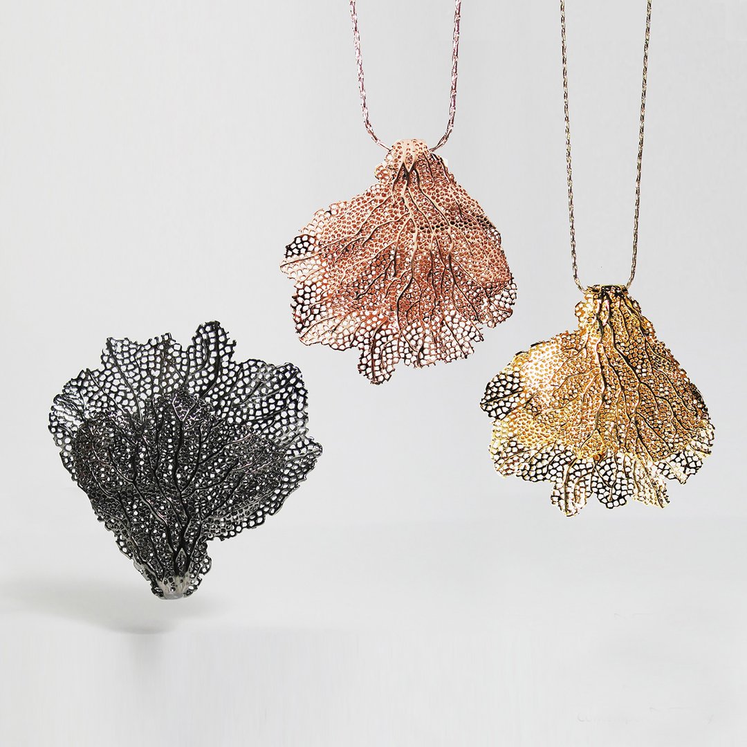 【雙11折扣】Coral Brooch and Necklace Pendant - 项链 - 其他金属 