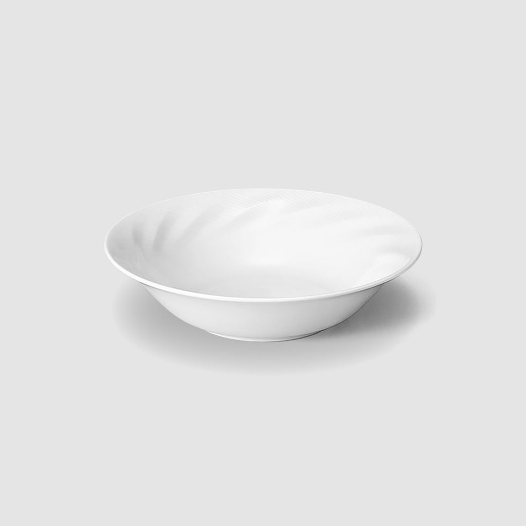 【NARUMI】Sense White 食感纯白骨瓷餐碗(17cm) - 托盘/砧板 - 陶 白色
