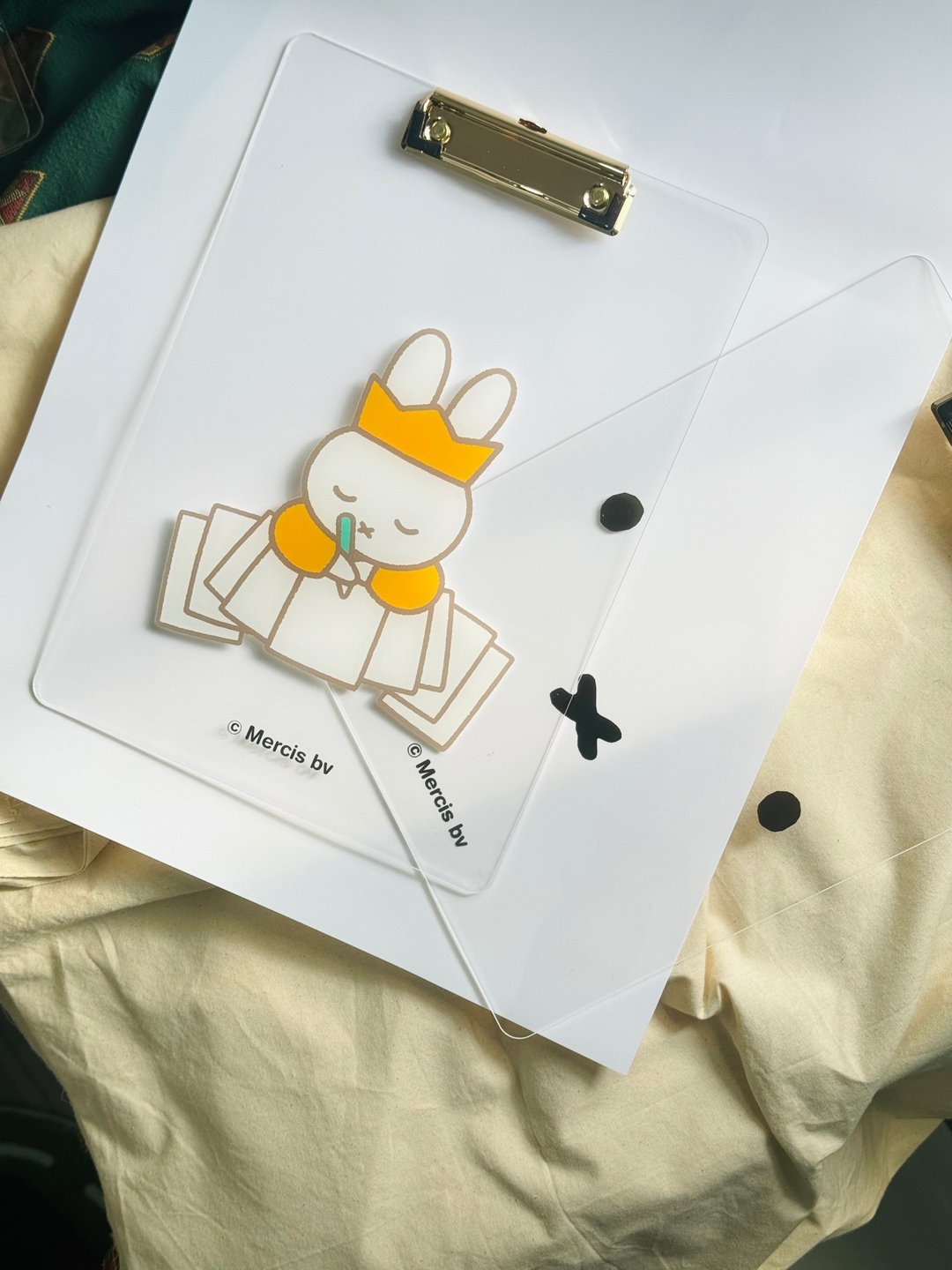 【Pinkoi x miffy】2024米飞兔 Miffy文具系列 A4板夹文件夹 作家 - 文件夹/资料夹 - 压克力 多色