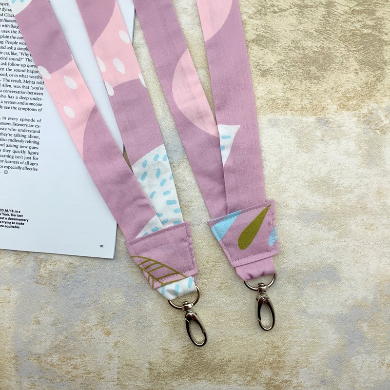 梦幻粉—可挂手机/识别证/钥匙/小钱包 - 挂绳/吊绳 - 棉．麻 