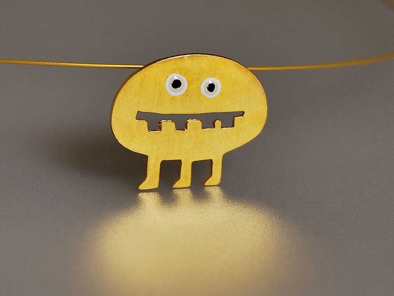 【纯银镀金】 可爱锁骨项链 我很丑可是我很温柔 吊坠坠子不锈钢项圈 怪兽大学 Monsters 简约优雅创意设计生日礼物 MON013  | 希腊原创手工饰品 This and That - 项链 - 其他金属 金色