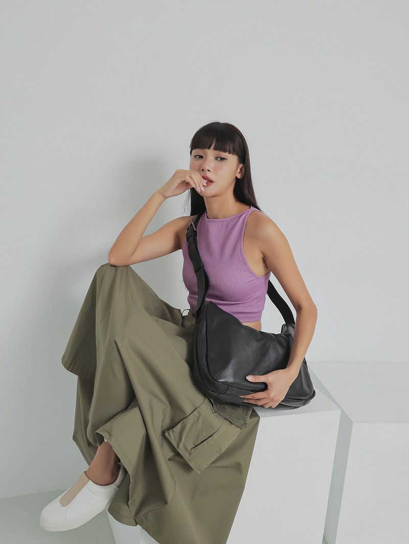 supportingrole 大容量真皮时髦俐落单肩斜背包侧背包 黑 - 侧背包/斜挎包 - 真皮 黑色