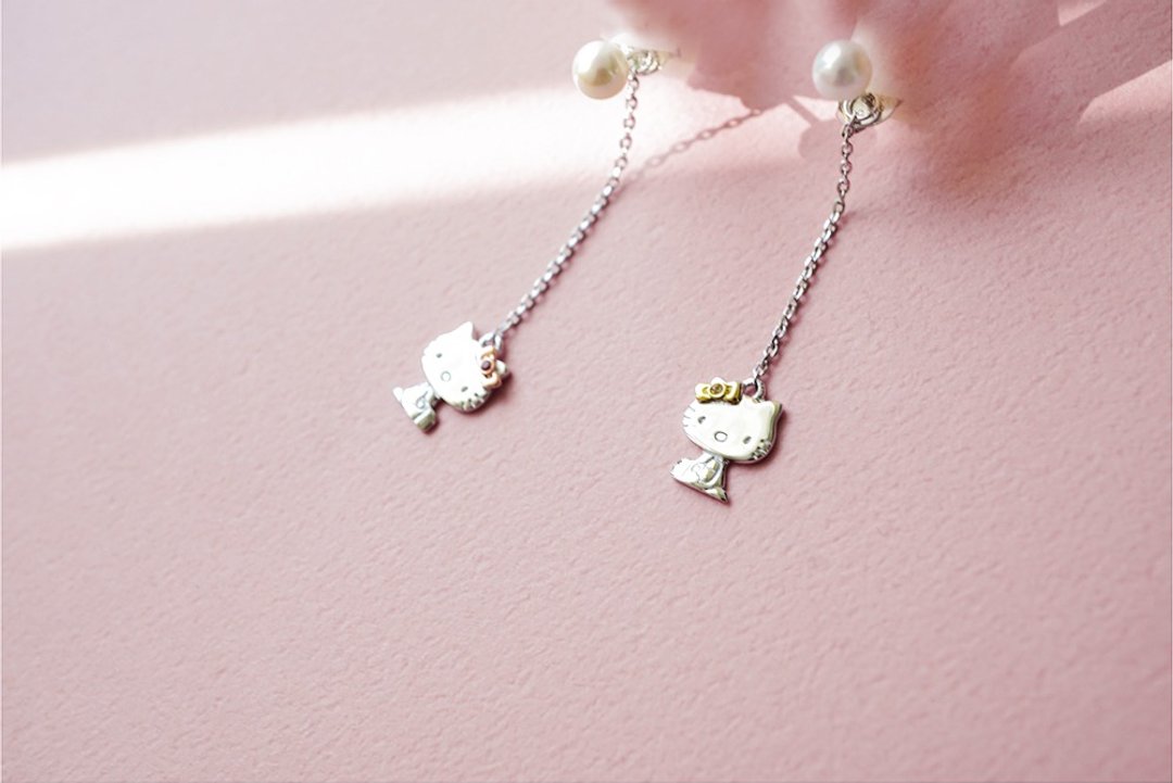 【Pinkoi x Hello Kitty】Hello Kitty&amp;Mimmy姊妹珍珠纯银耳环 - 项链 - 纯银 银色