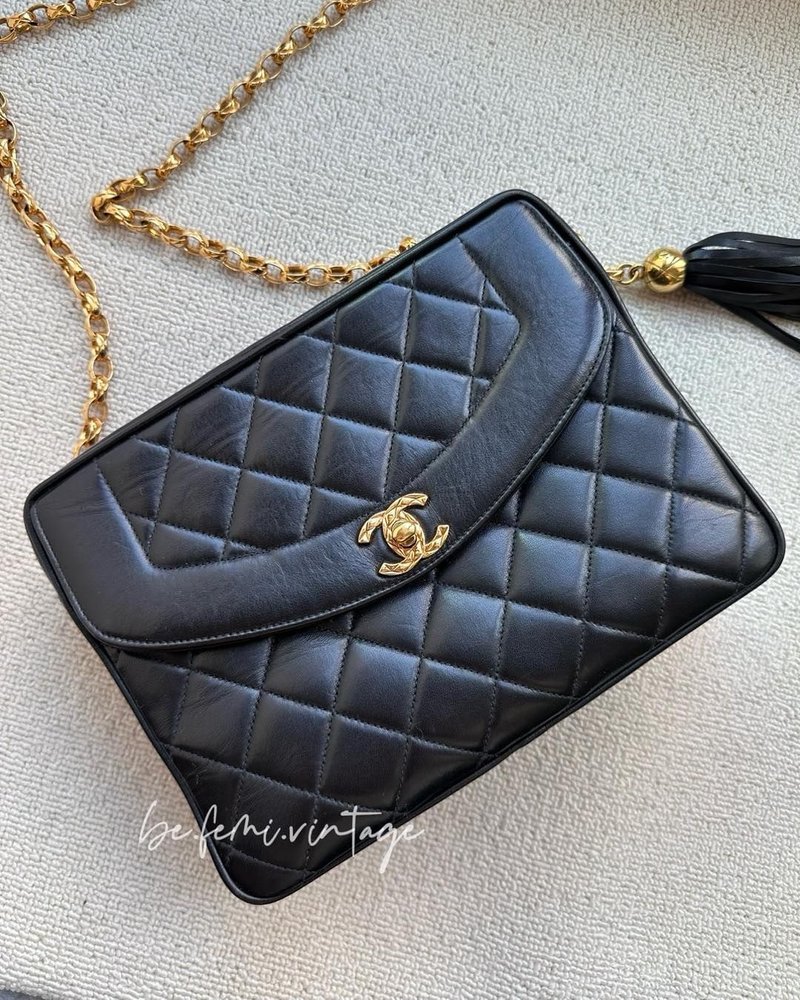 中古Chanel Diana雕花链扣流苏金球相机包 - 侧背包/斜挎包 - 真皮 黑色