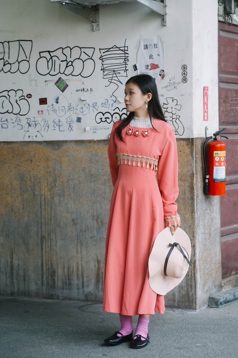 纯情百货行 Vintage  古着洋装  OPD.0047 立体小花修身洋装 - 洋装/连衣裙 - 聚酯纤维 粉红色